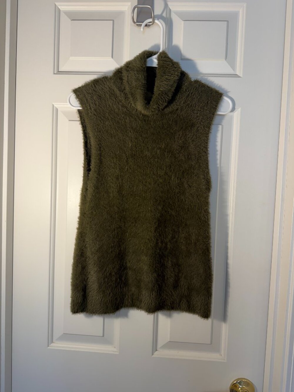 Able Turtleneck Vest